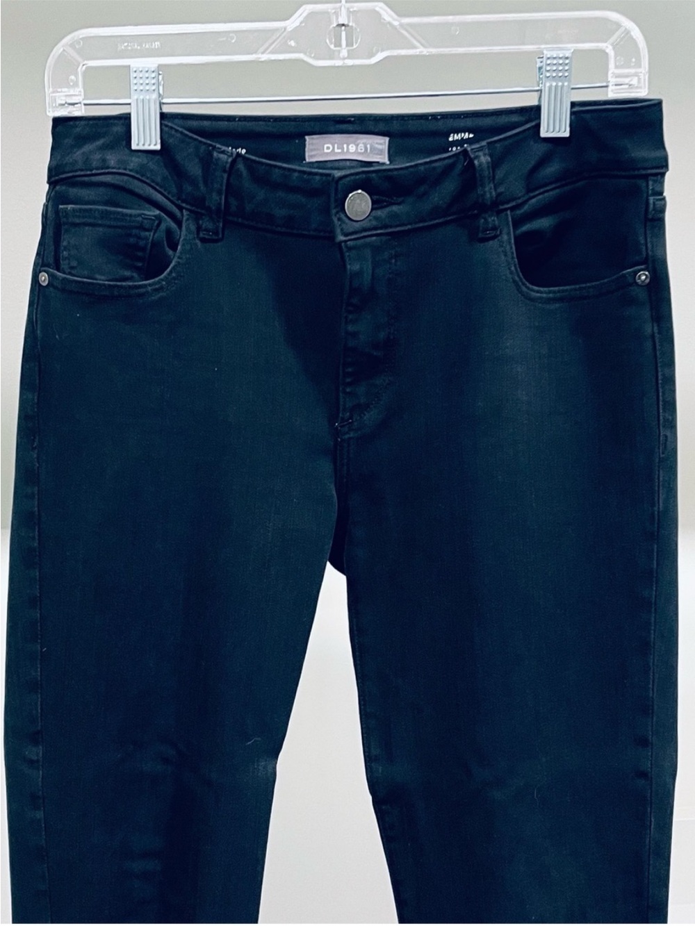 DL1961 Black Skinny Jeans EUC - Picture 8 of 16